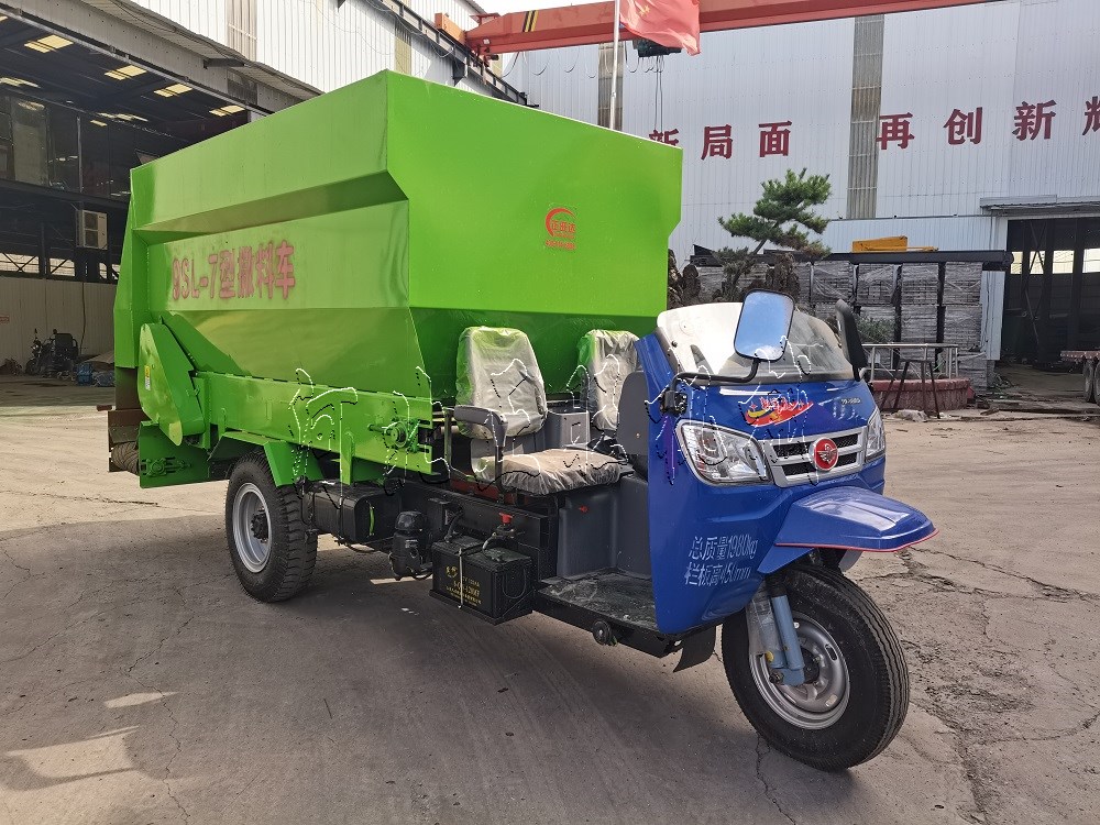 撒料車的簡單介紹